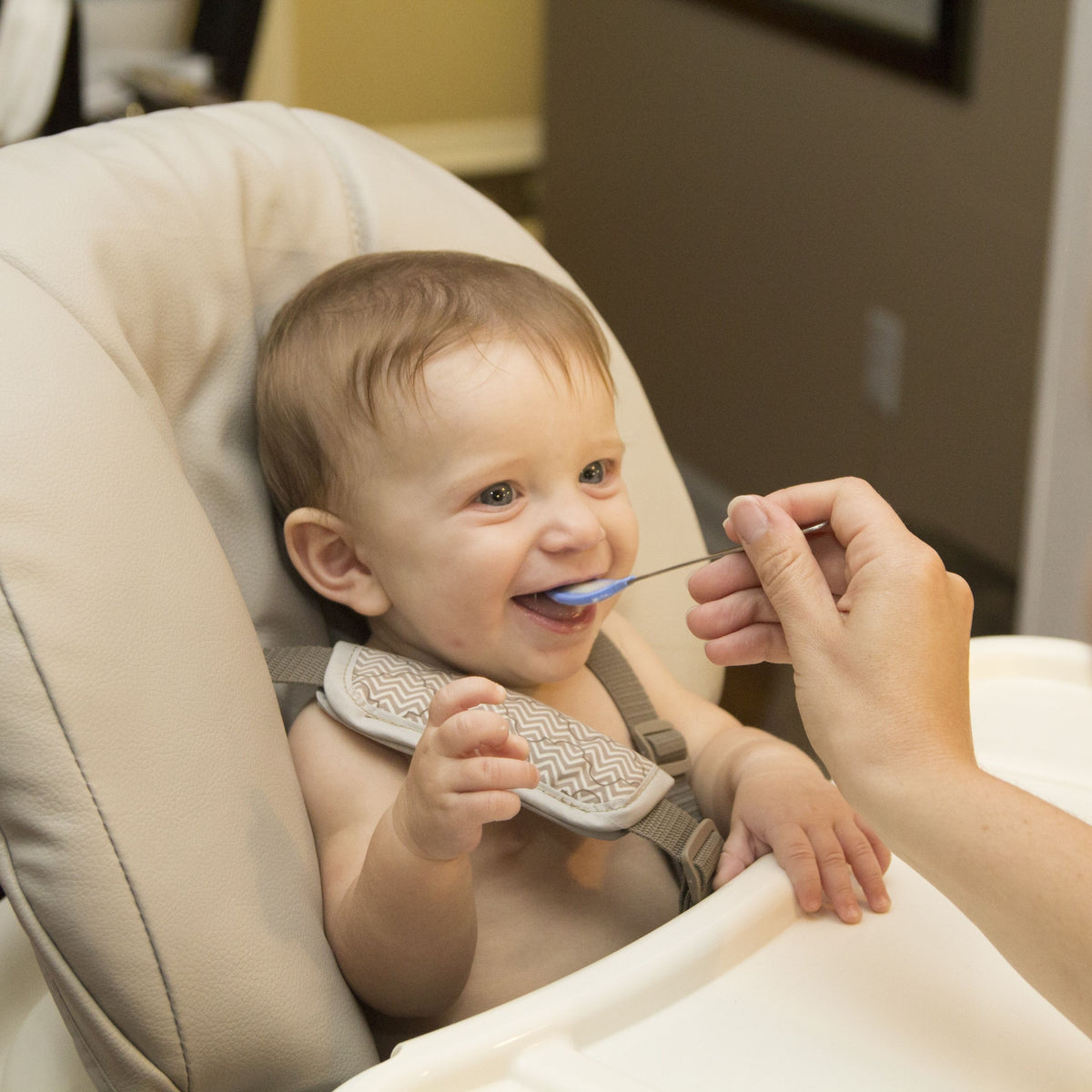 Svezzamento neonato: consigli per la prima pappa