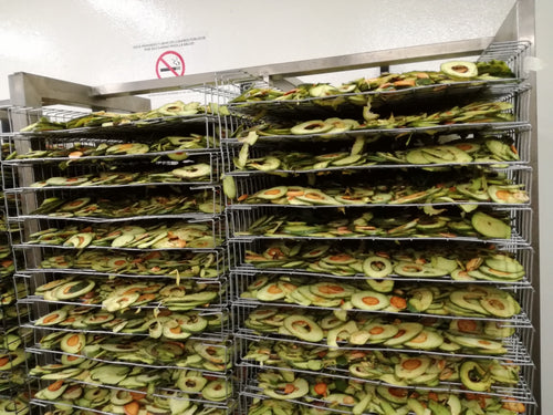 Chariots_avocats_tranches_avant_entree_en_sechage_4 - Mustela Italia - 1