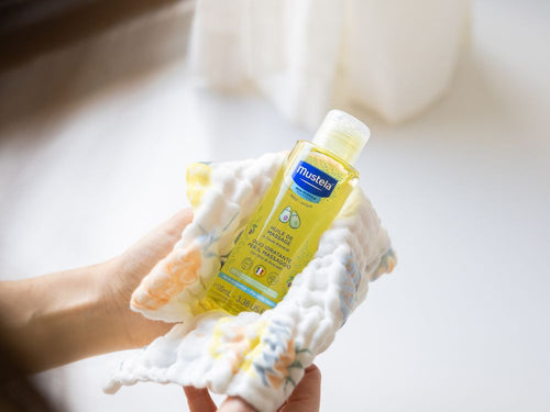 Olio idratante per il massaggio - Mustela Italia - 2