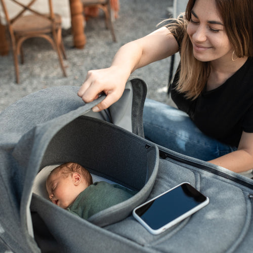 Neonati: quando possono iniziare ad uscire? - Mustela Italia - 1