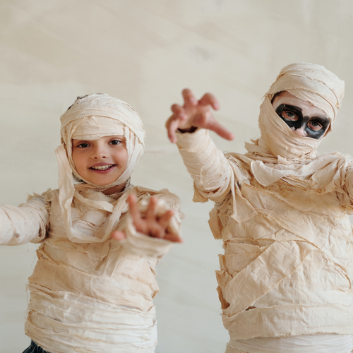 Halloween con i bambini: 5 travestimenti divertenti - Mustela Italia - 1