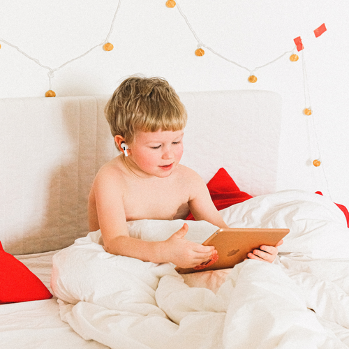 Bambini: TV e dispositivi tecnologici - Mustela Italia - 1