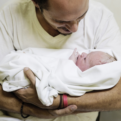 Quando diventano papà, come cambiano gli uomini? - Mustela Italia - 1