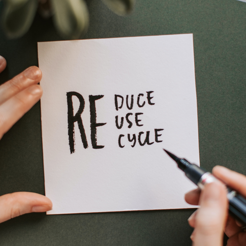 18 marzo, Giornata Mondiale del Riciclo: quando i rifiuti diventano una risorsa - Mustela Italia - 1