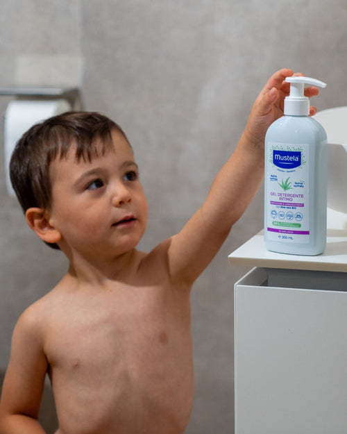 GEL_DETERGENTE_INTIMO_1 - Mustela Italia - 1