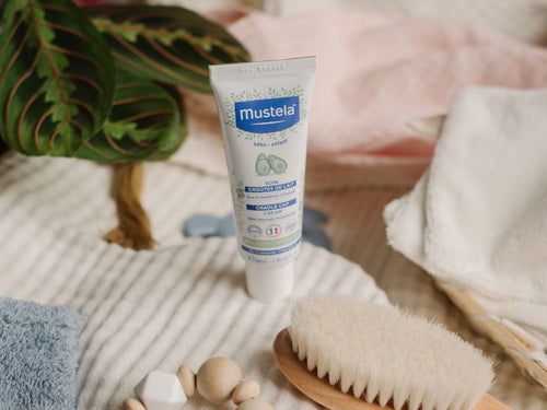 Trattamento crosta lattea - Mustela Italia - 3